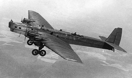 Советский бомбардировщик ТБ-3