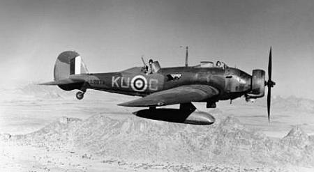 Одномоторный бомбардировщик Второй мировой войны Виккерс "Уэллсли"