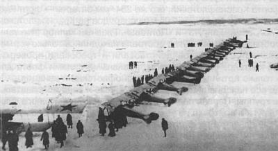 Самолёты, участвовавшие в подавлении Кронштадского мятежа на льду Финского залива, март 1921 г.