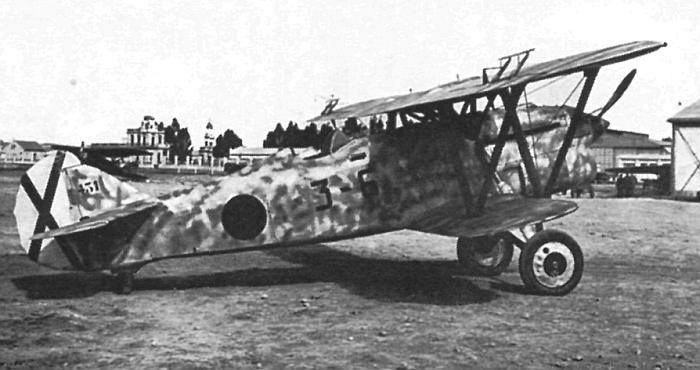 Трофейный Fiat CR.32bis испытывался советскими летчиками на аэродроме Лос-Альканзарес