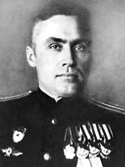Первый командир 51-го МТАП майор Кузнецов В.М.